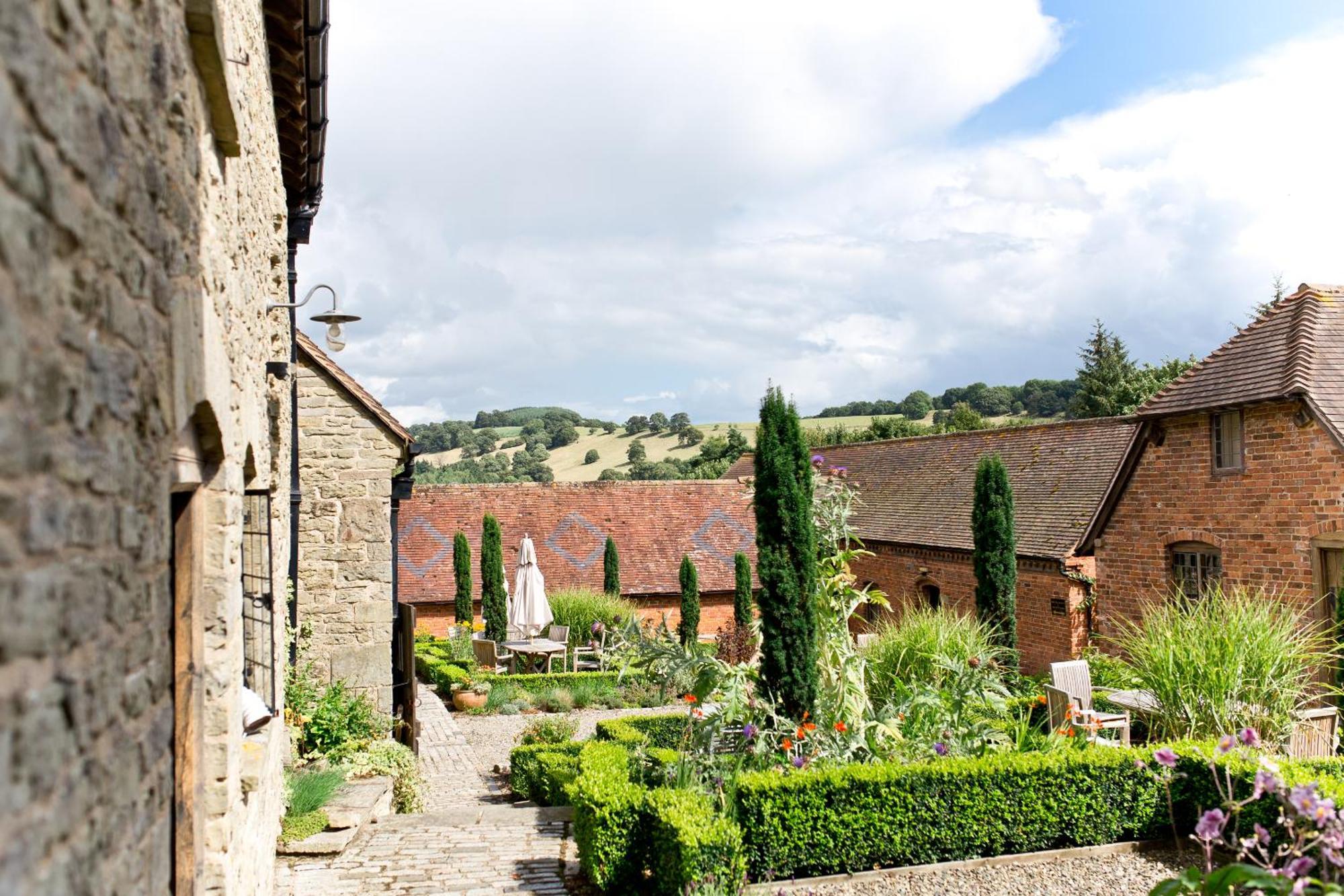 Old Downton Lodge Ludlow Buitenkant foto